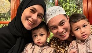 Siapakah Anak Pertama Baim Wong